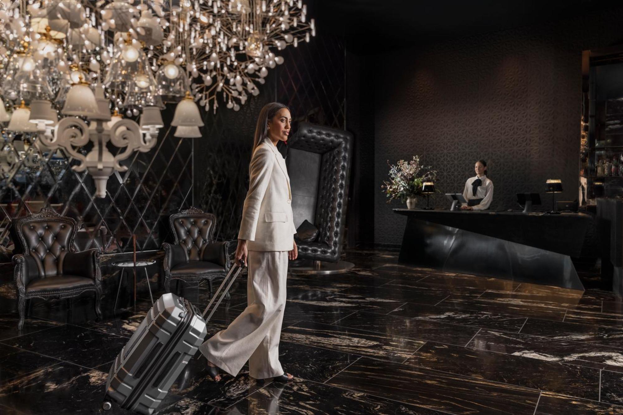 So/ Hotel 5*